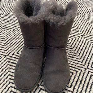 UGG Bailey Boot